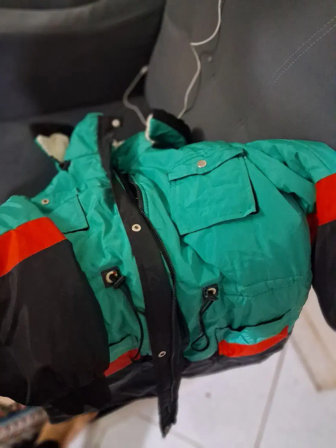 کاپشن نو نو|لباس|پاکدشت, پاکدشت (مامازند)|دیوار