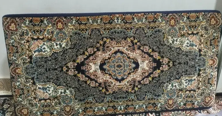 پشتی سرمه ای|پشتی|بوکان, |دیوار