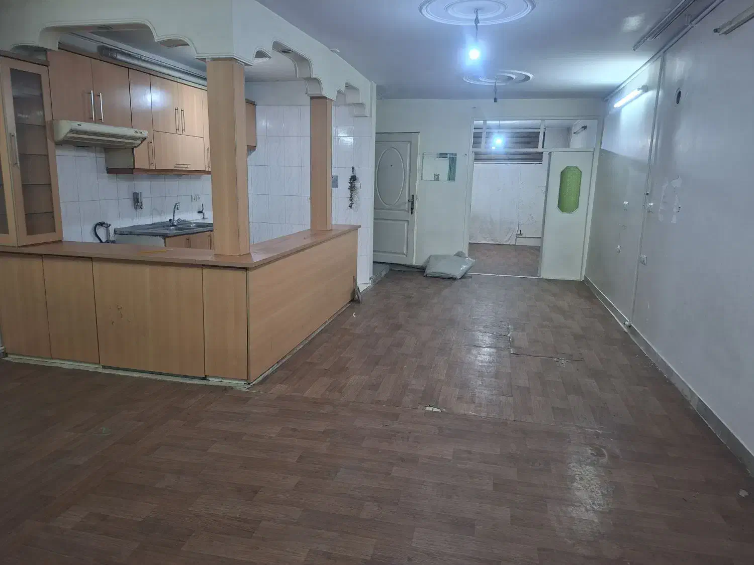 واحد ۱۰۰متری حیاط دار