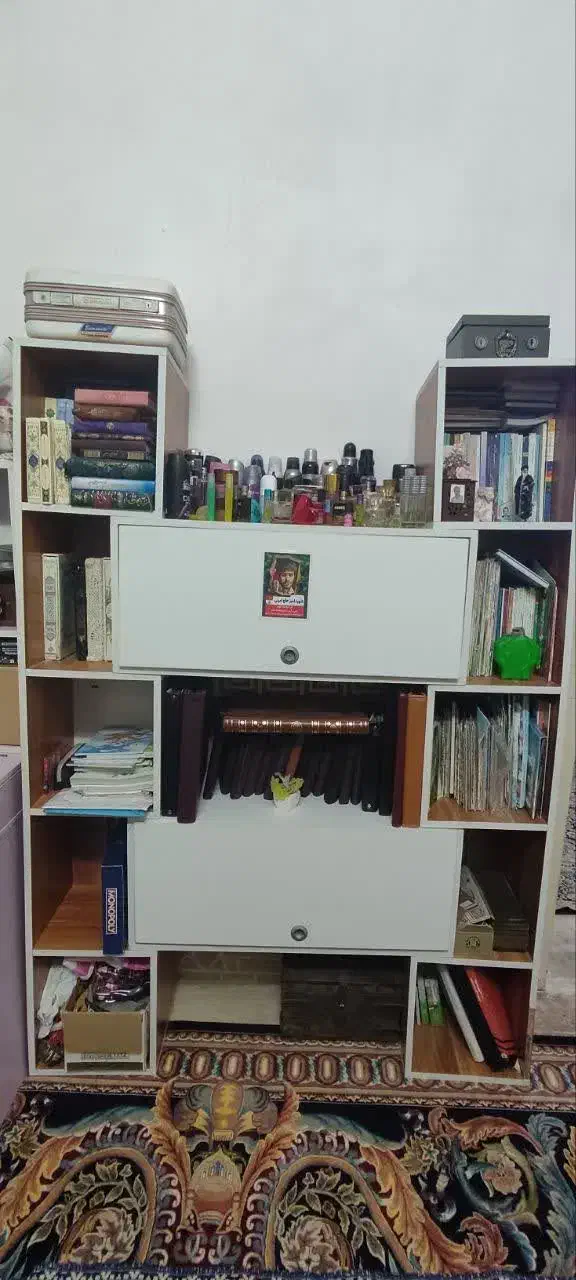 کتابخانه|کتابخانه، شلف، قفسه‌های دیواری|قم, کلهری|دیوار