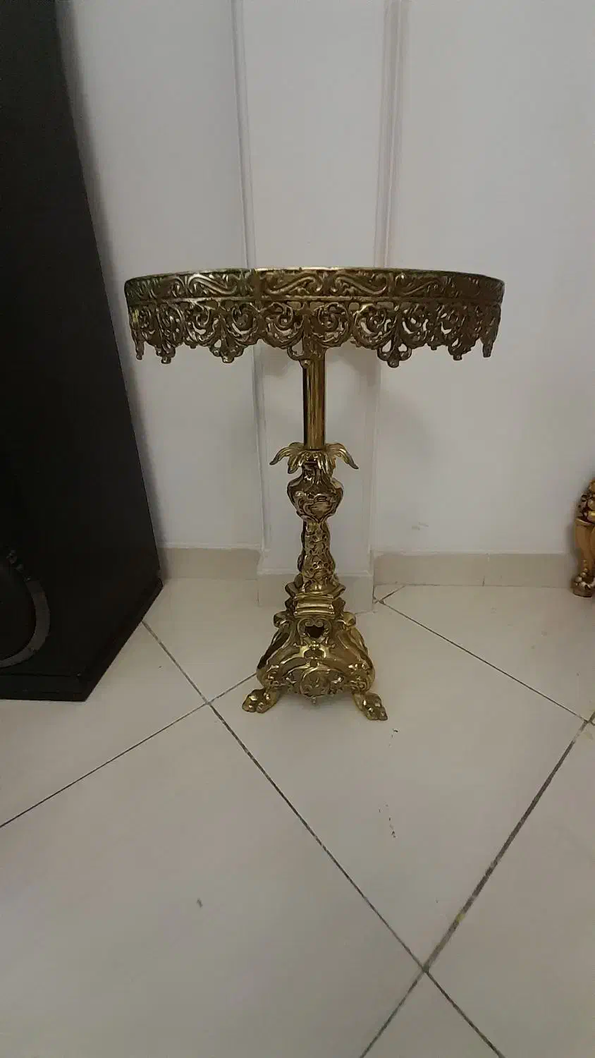 میز تلفن برنجی|میز تلفن|ری, دیلمان|دیوار