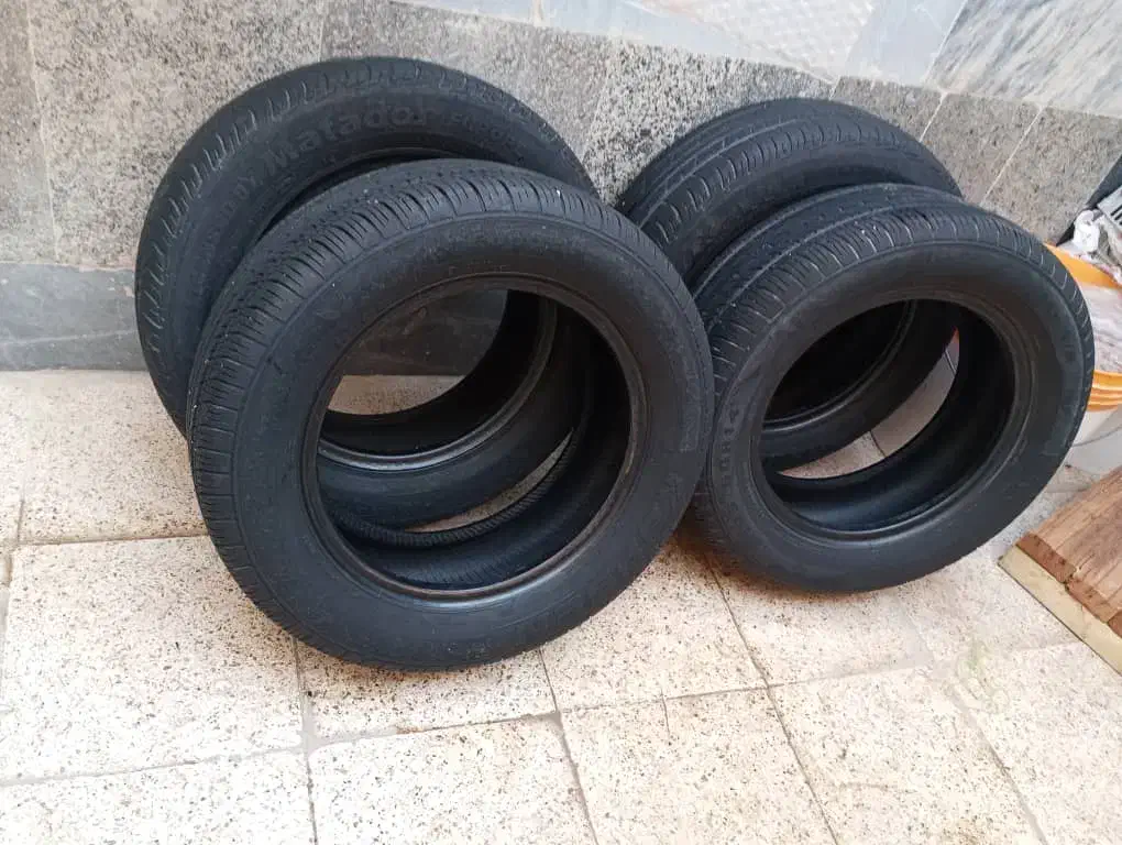 لاستیک پژو تمیز 70 درصد|قطعات یدکی و لوازم جانبی|خرمشهر, |دیوار