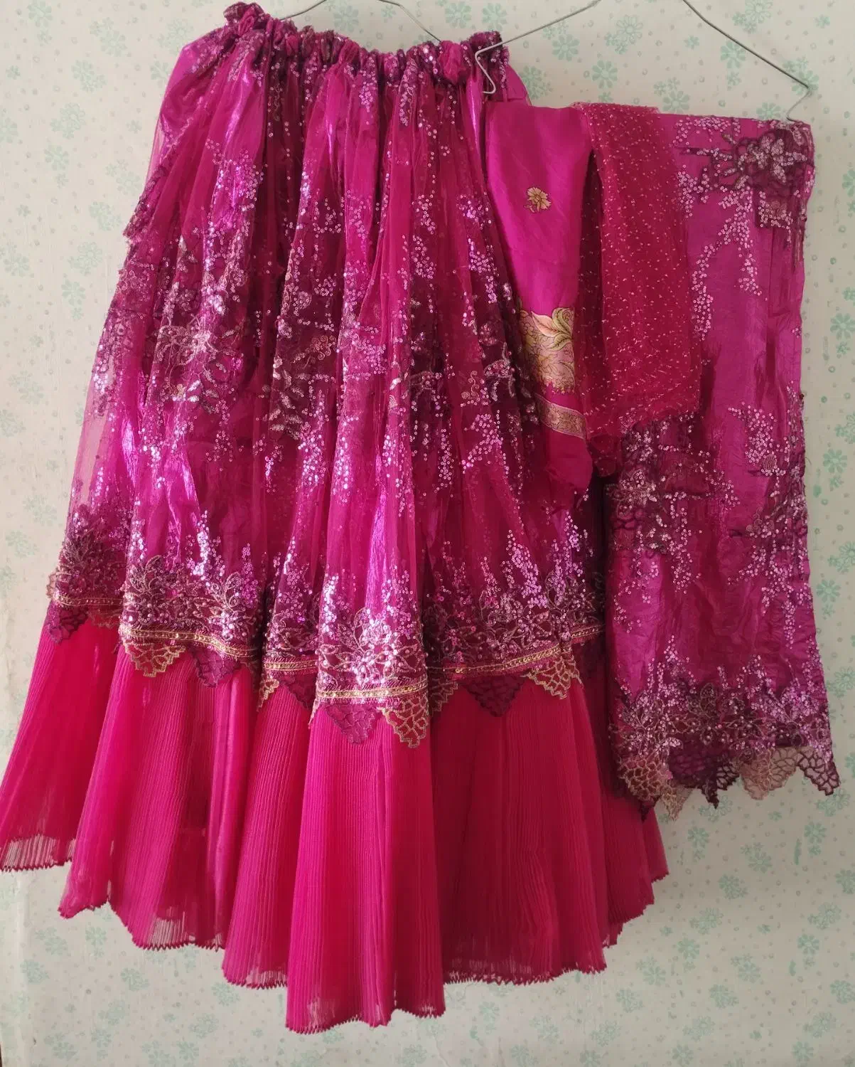 لباس زنانه در حدنو|لباس|شیراز, ده پیاله|دیوار