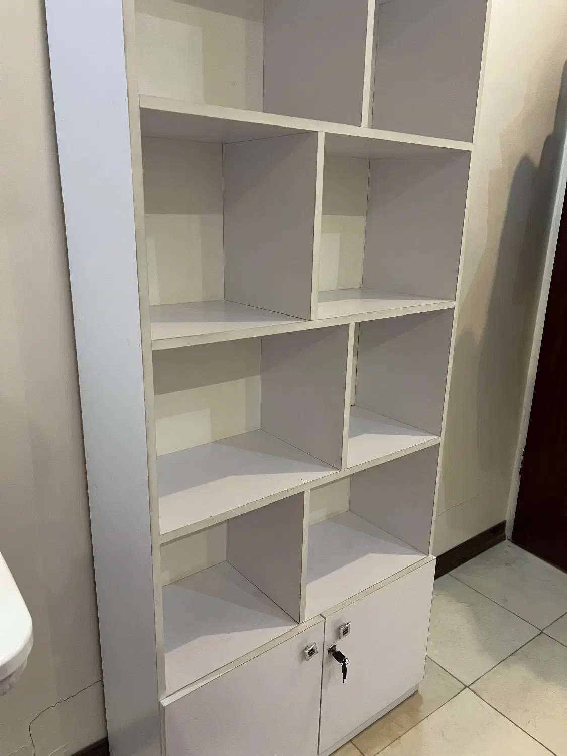 کتابخانه|کتابخانه، شلف، قفسه‌های دیواری|تهران, گلستان (شهرک راه آهن)|دیوار