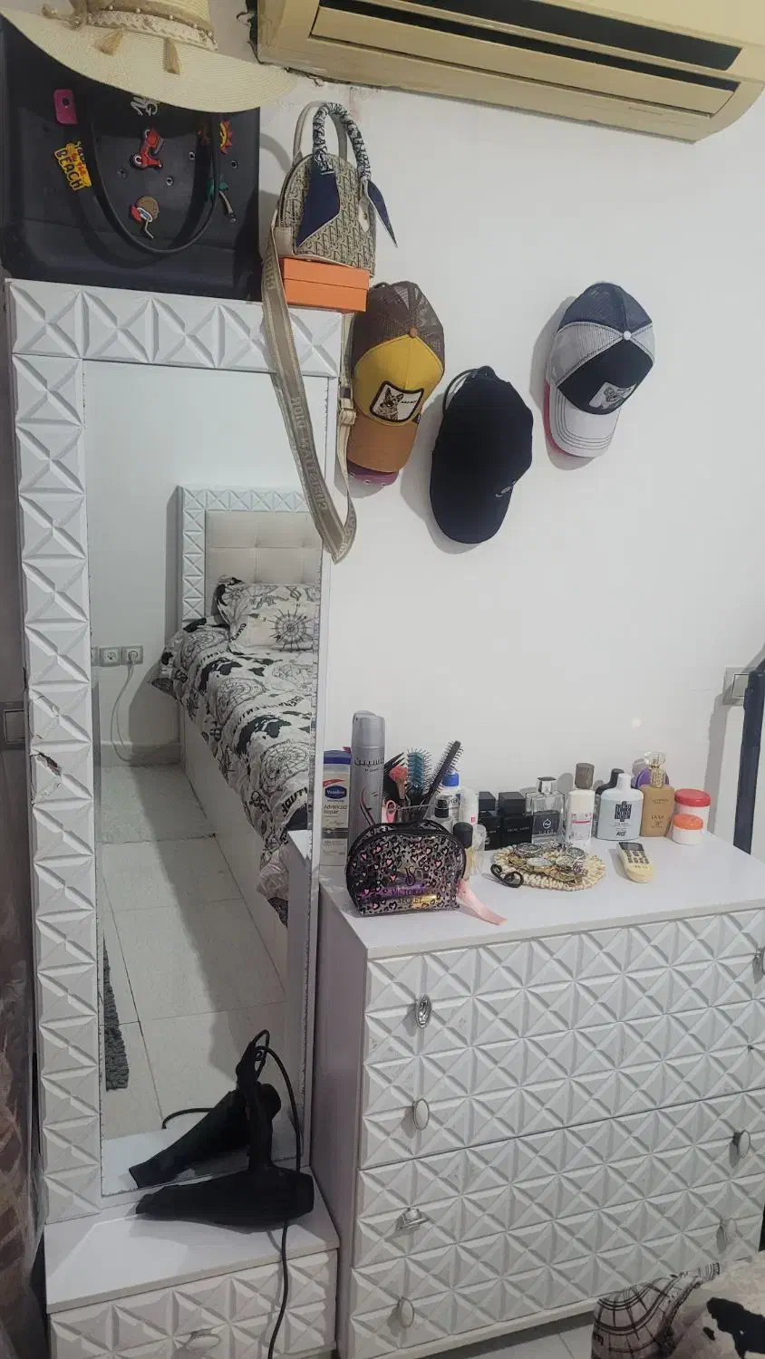 سرویس خواب|تخت و سرویس خواب|کیش, |دیوار