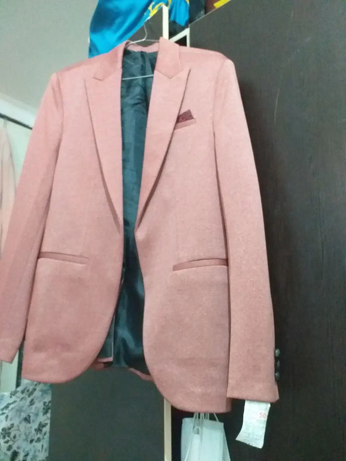 کت تک|لباس|پیشوا, |دیوار