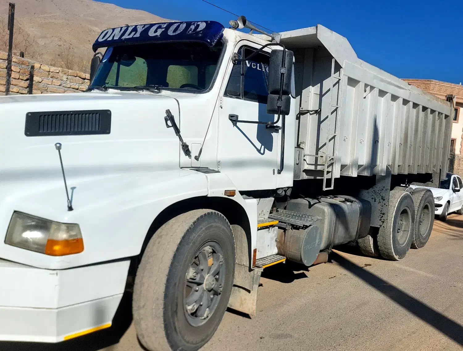 ولوو ان ال12 ایران کاوه|خودرو سنگین|تهران, اقدسیه|دیوار