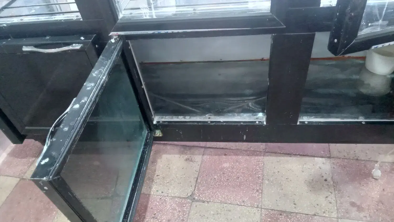 شیر سرد کن در حد آکبند|فروشگاه و مغازه|ابهر, |دیوار