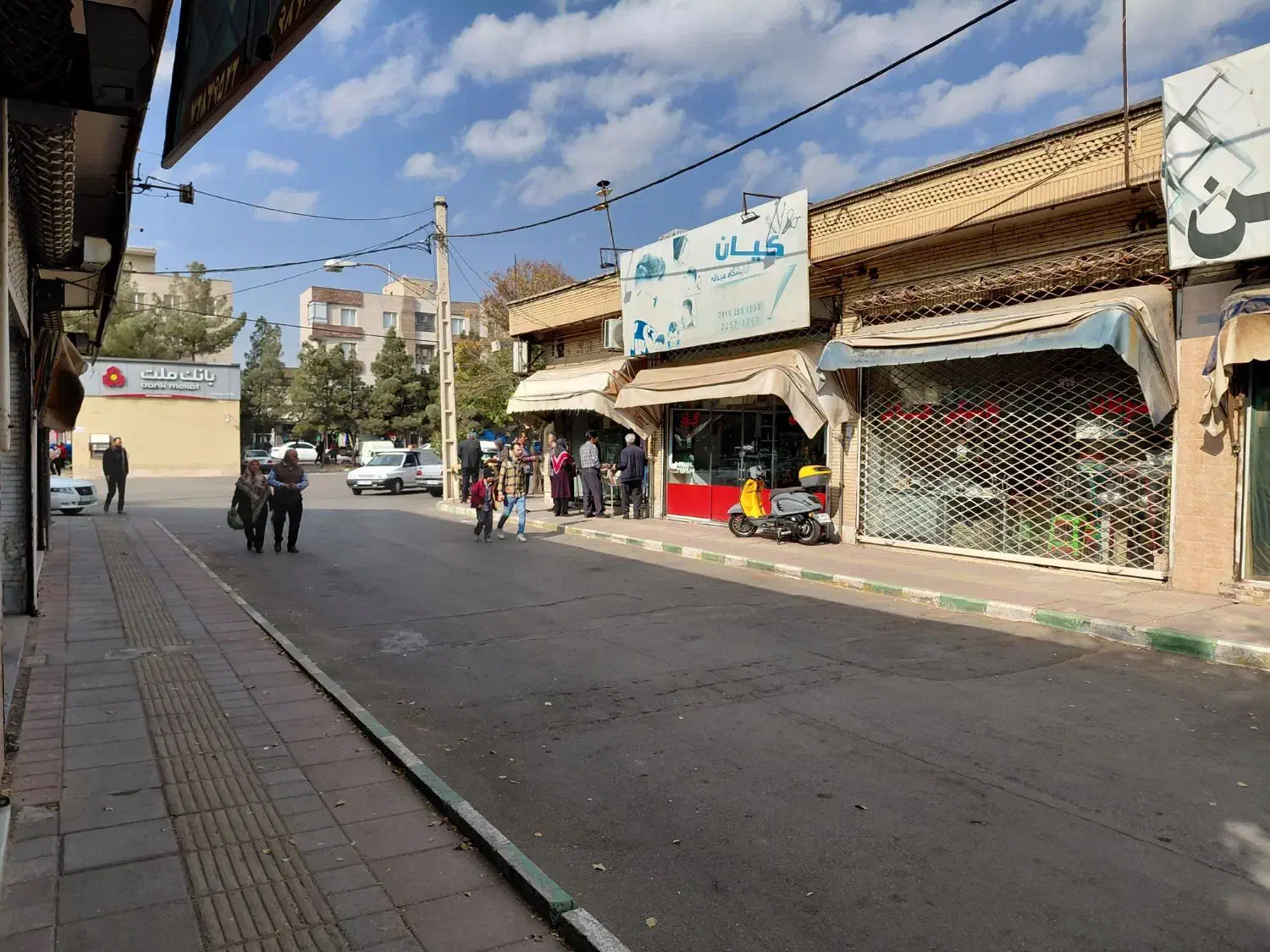 28 متر با مالکیت کامل|فروش مغازه و غرفه|محمدیه-قزوین, |دیوار