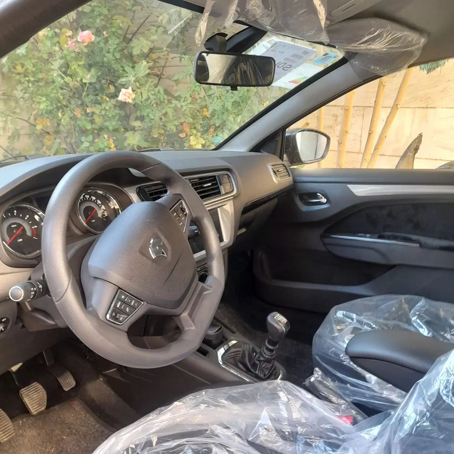 تارا v1 مدل ۴۰۴ مشکی صفر|خودرو سواری و وانت|مشهد, کوه سنگی|دیوار