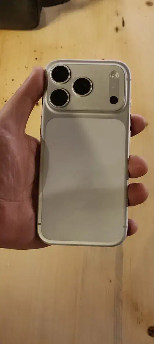 17 pro|موبایل|بندر ماهشهر, |دیوار