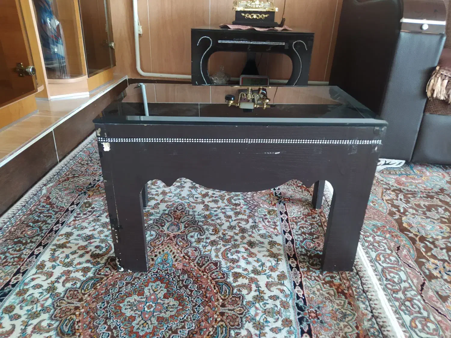 جلومبلی|مبلمان خانگی و میز عسلی|مهاباد (آذربایجان غربی), |دیوار