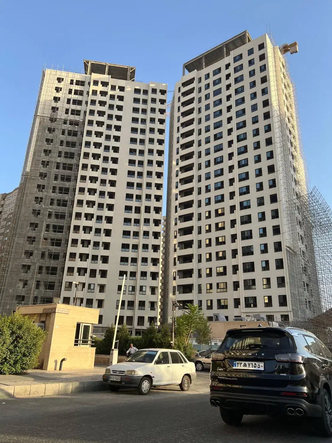 ۹۸ متر دو خواب برج شرکت نفت ، جنوبی|فروش آپارتمان|تهران, کوهک|دیوار