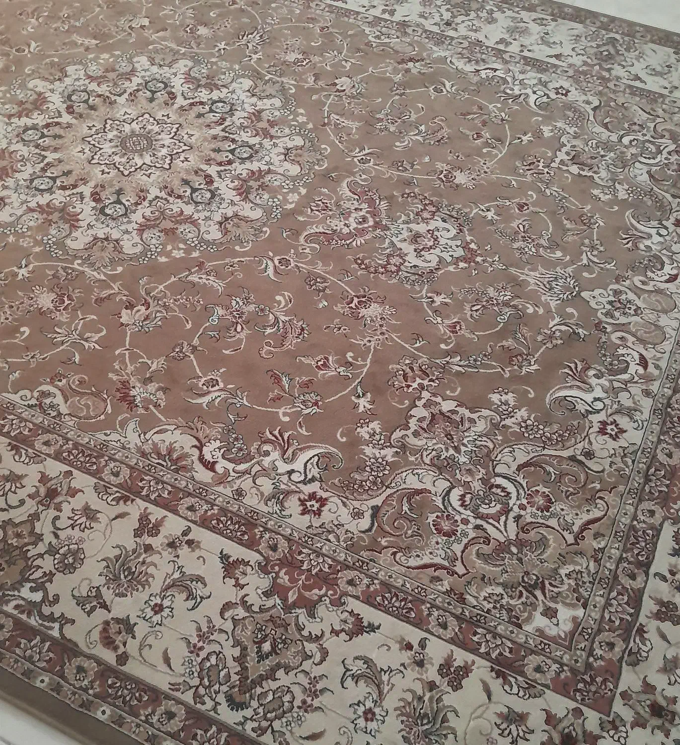 فرش مشهد یک جفت ۹ متری واقعاا نو و تمیز|فرش|سبزوار, کوی بهار|دیوار