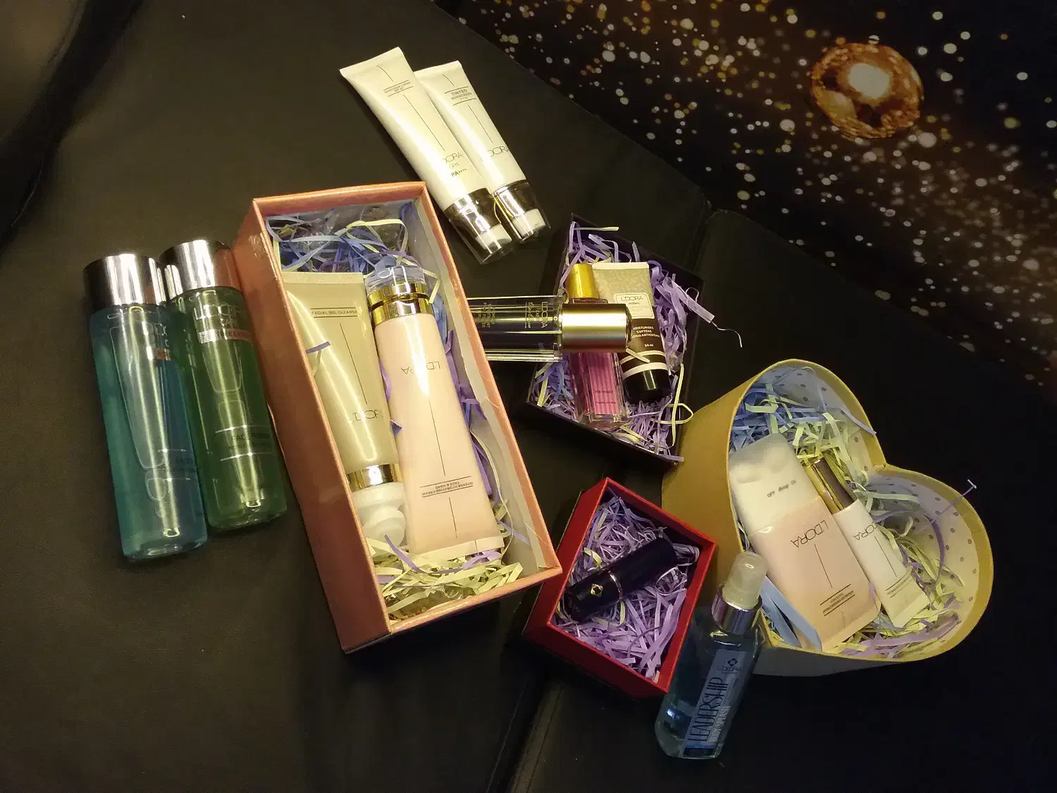 لوازم ارایشی و بهداشتی لدورا|آرایشی، بهداشتی، درمانی|محمودآباد, |دیوار