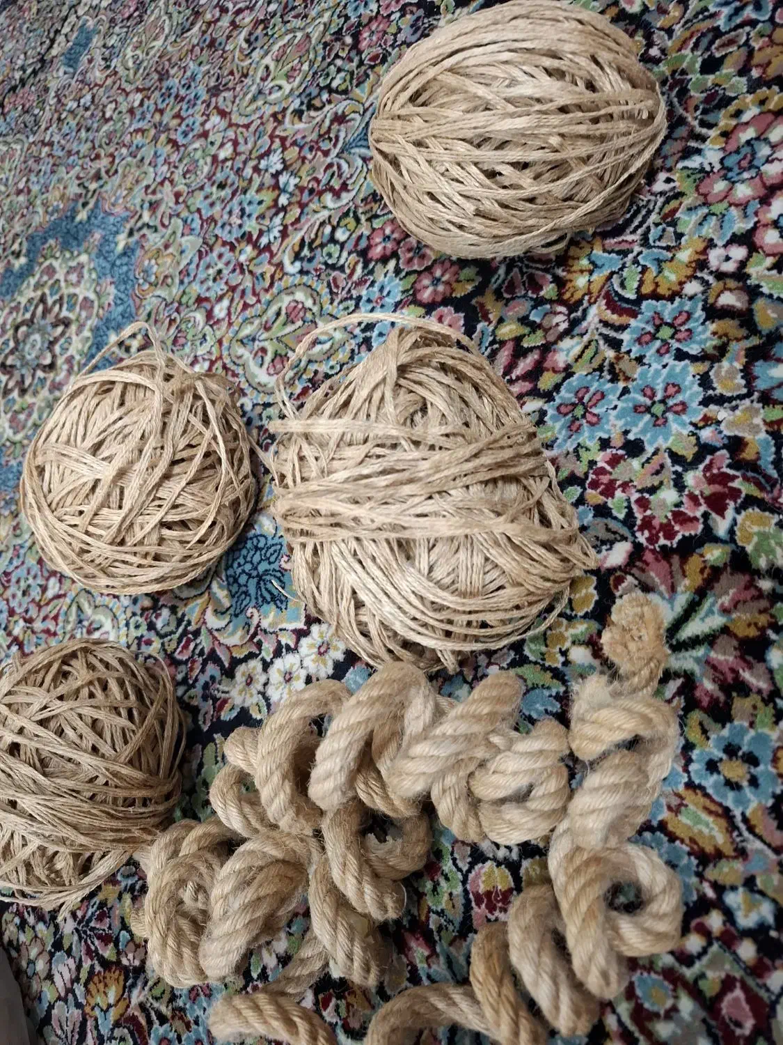 نخ رافیا|لوازم خیاطی و بافتنی|مشهد, یاس|دیوار