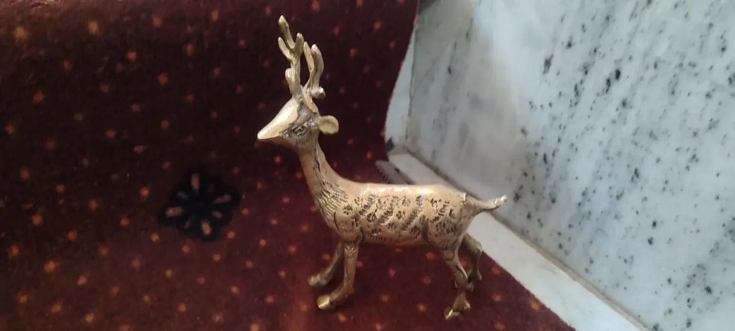 آهو برنجی|کلکسیون اشیاء عتیقه|مشکیندشت, |دیوار