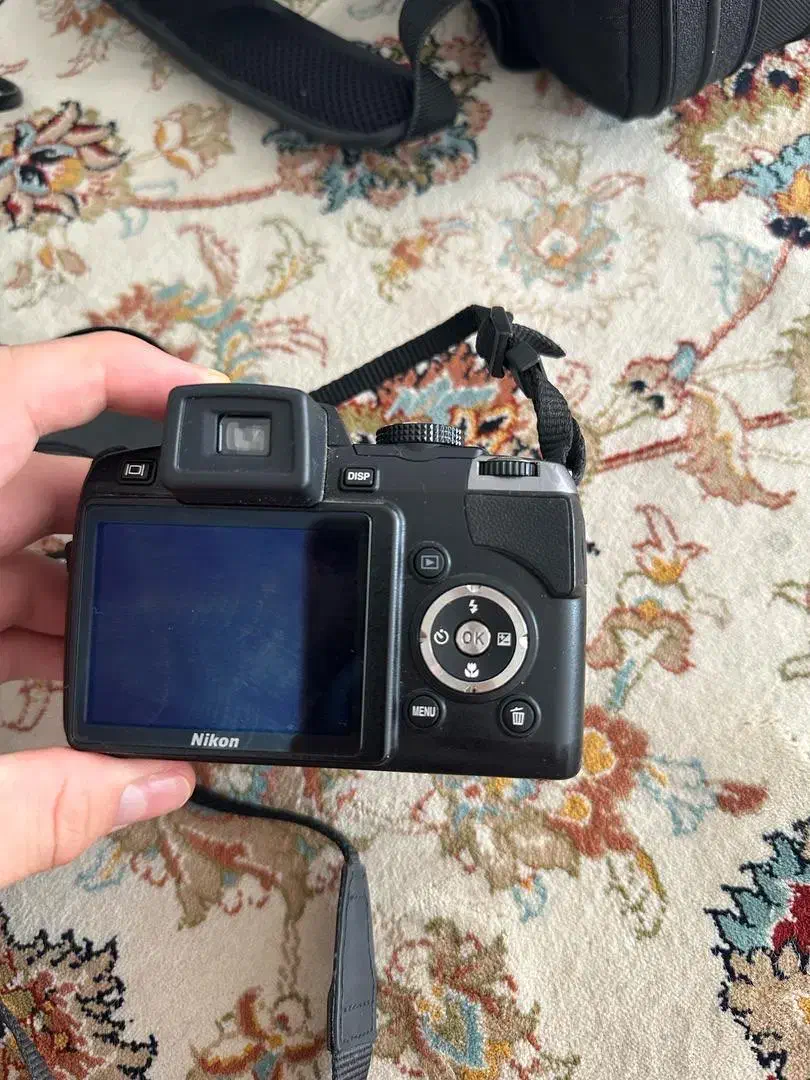 دوربین نیکون|دوربین عکاسی و فیلم‌برداری|مشهد, طلاب|دیوار