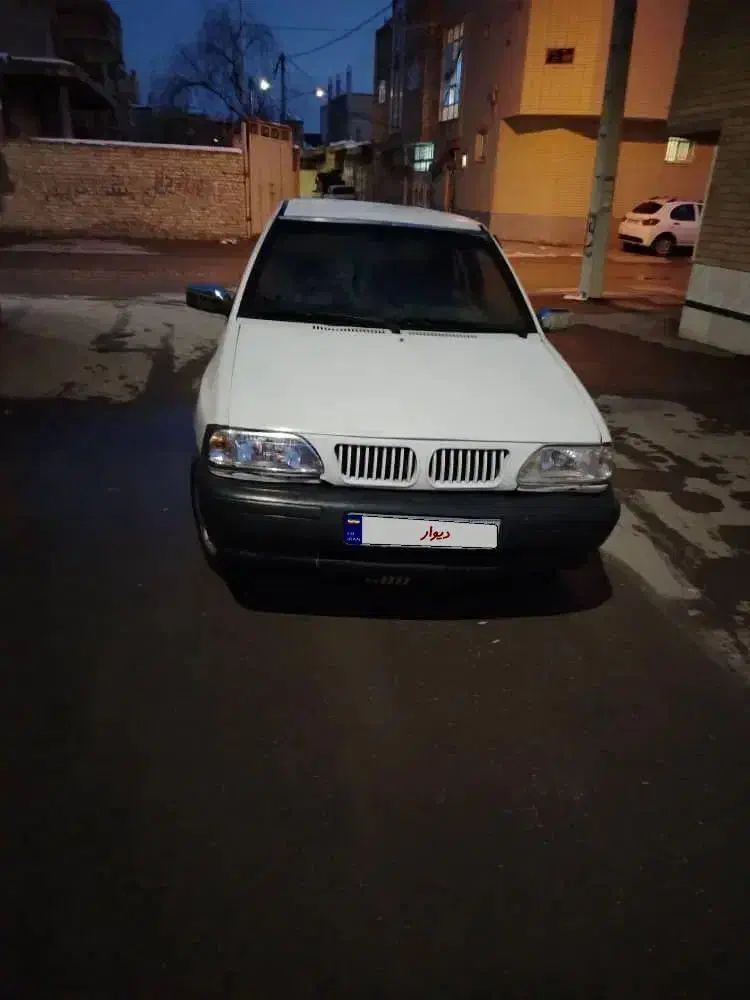 پراید سفید صندوق دار مدل 82 تمیز|خودرو سواری و وانت|شهرضا, |دیوار