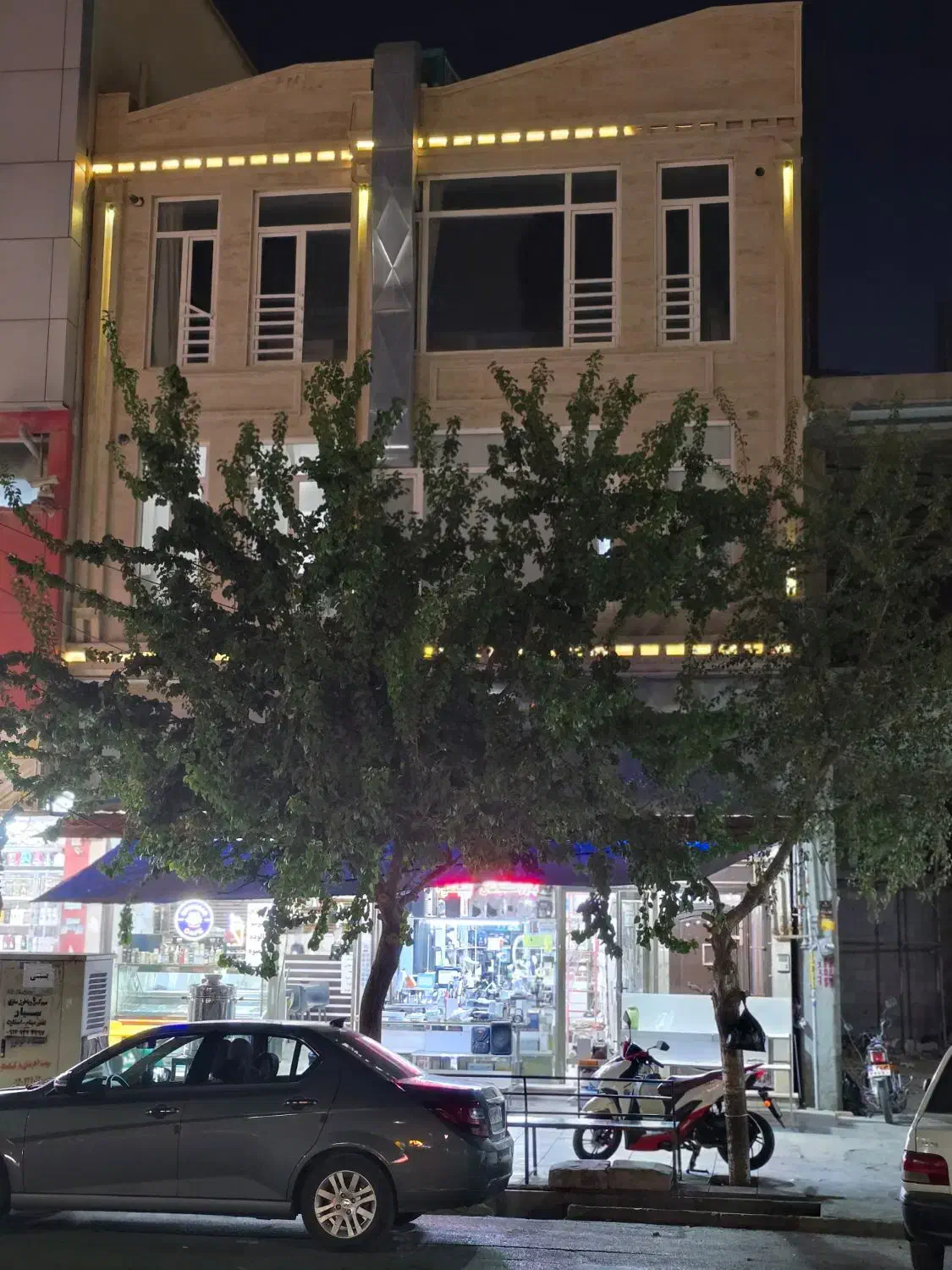 سویت لوکس|اجارهٔ کوتاهمدت آپارتمان و سوئیت|مهاباد (آذربایجان غربی), |دیوار