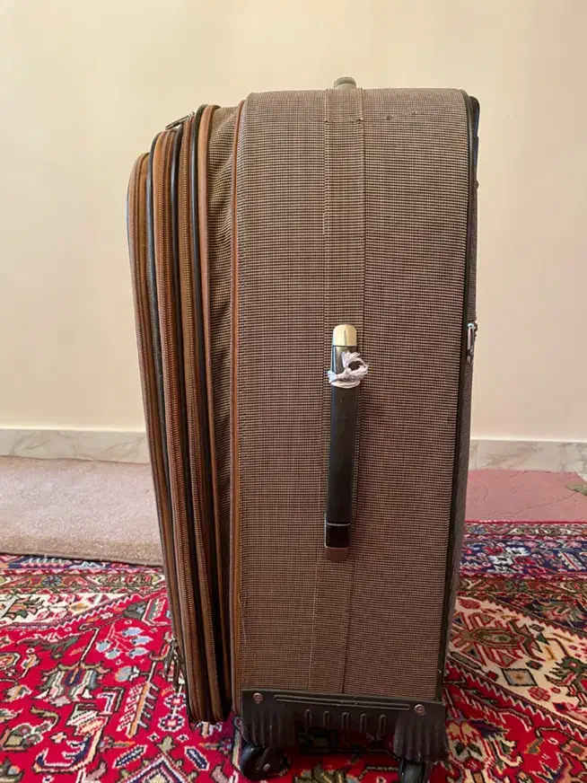 چمدان سایز بزرگ|کیف، کفش، کمربند|تبریز, |دیوار