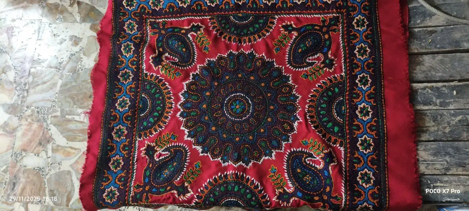 پته قرمز لاکی پشمی|صنایع دستی و سایر لوازم تزئینی|کرمان, |دیوار