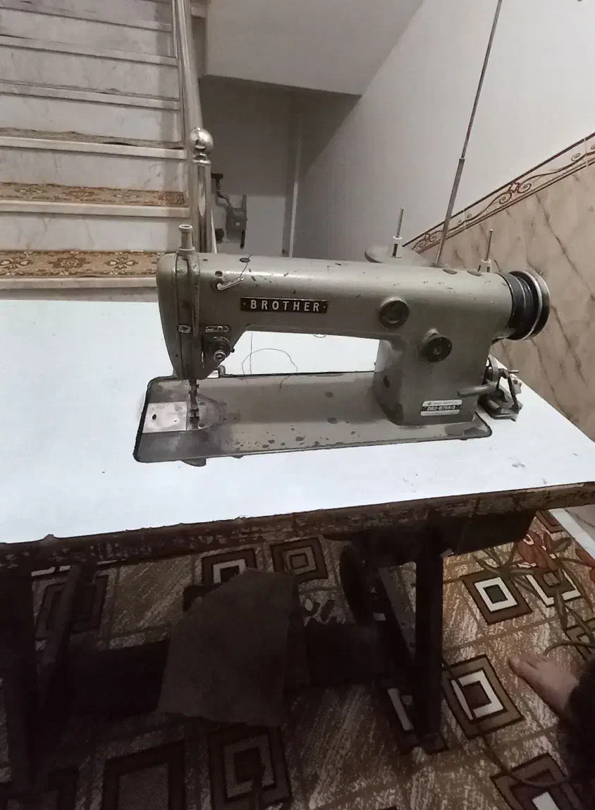 چرخ خیاطی صنعتی برادر|لوازم خیاطی و بافتنی|نسیمشهر, |دیوار