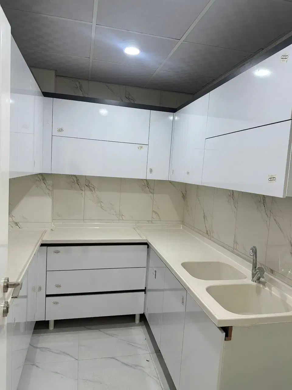 واحدی اداری تجاری|اجارهٔ دفتر کار، اتاق اداری، مطب|بانه, |دیوار