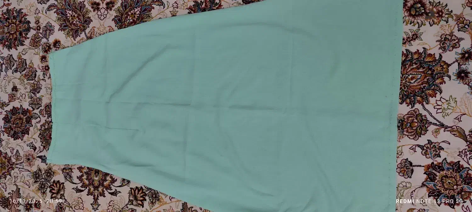 دامن بلند|لباس|بندر ترکمن, |دیوار