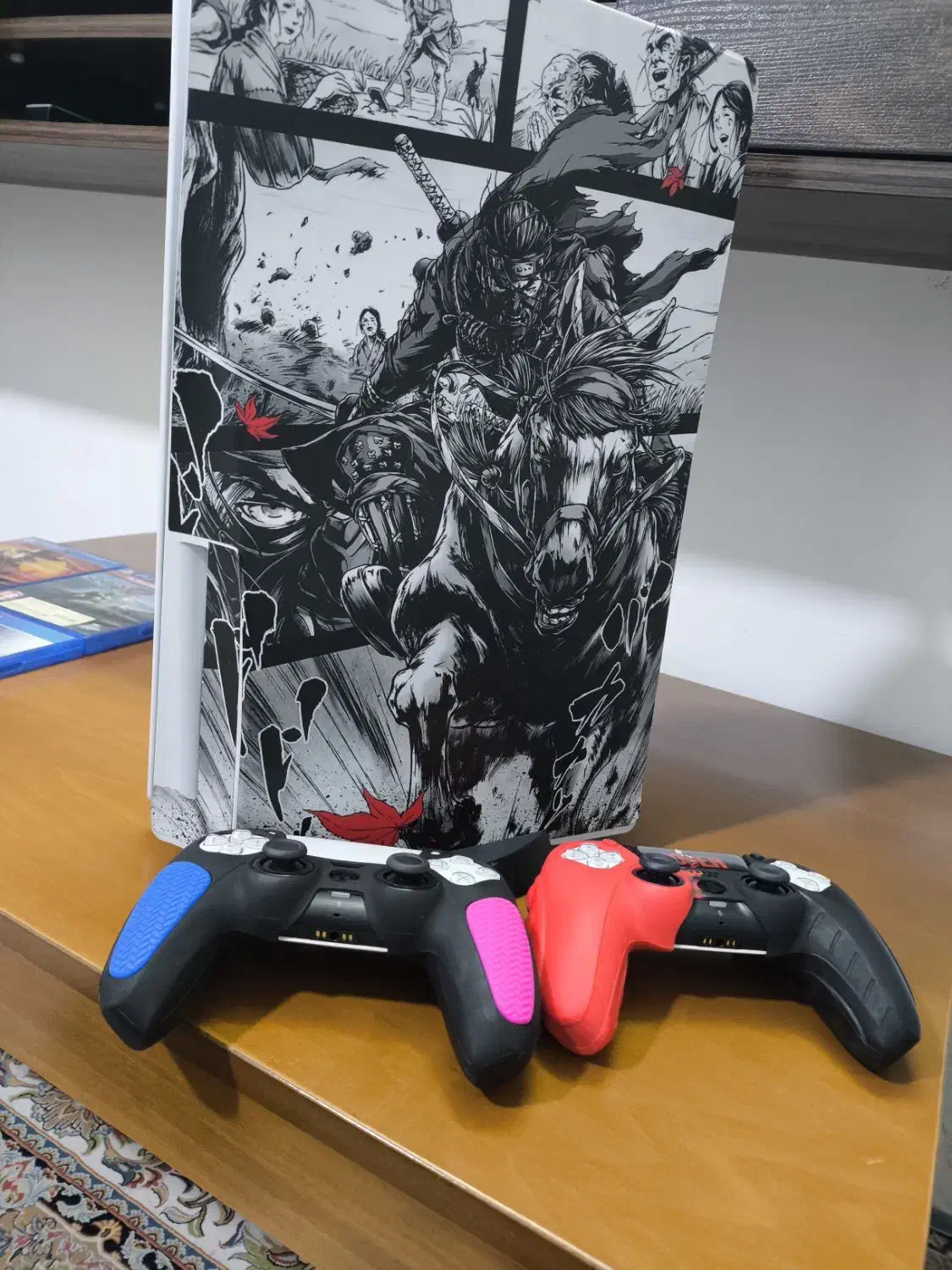 دستگاه ps5 فت همراه دو دسته و چهار تا دیسک بازی|کنسول، بازی ویدئویی و آنلاین|قرچک, مهدیه|دیوار