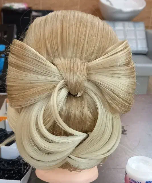 کله مانکن|آرایشگاه و سالنهای زیبایی|دورود, |دیوار