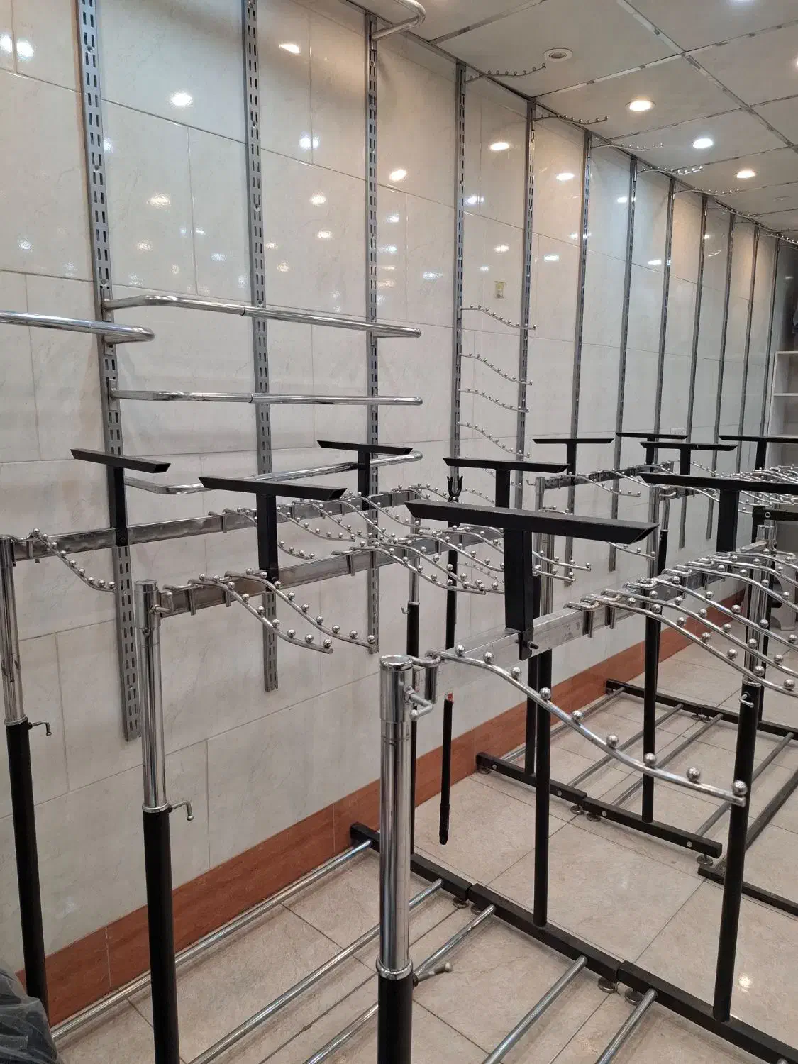 لوازم فروشگاهی پوشاک|فروشگاه و مغازه|قم, نیروگاه|دیوار