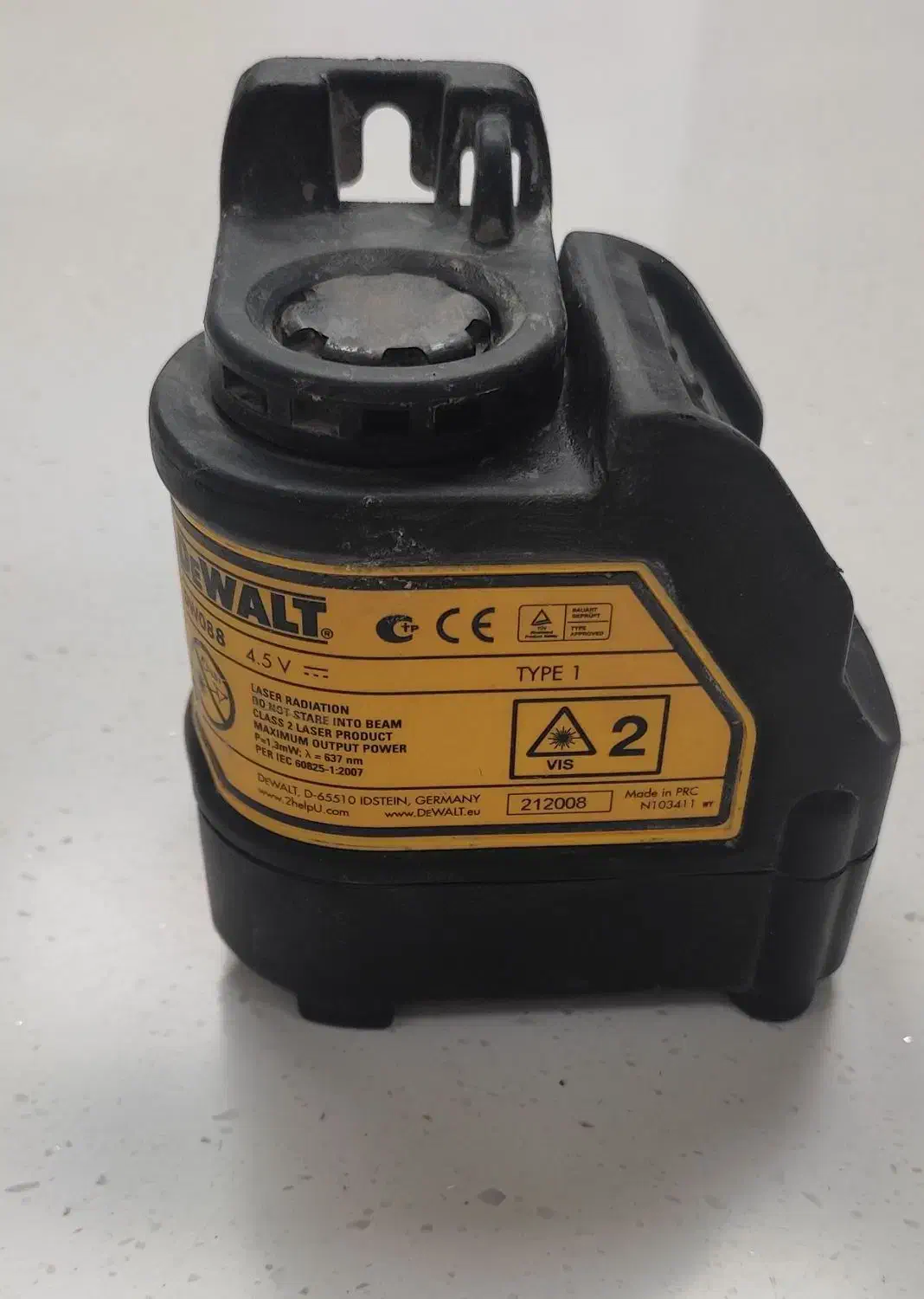 تراز لیزری دیوالت تیپ ۱ اصلی در حد نو بدون جعبه|ابزارآلات|تهران, دانشگاه شریف|دیوار