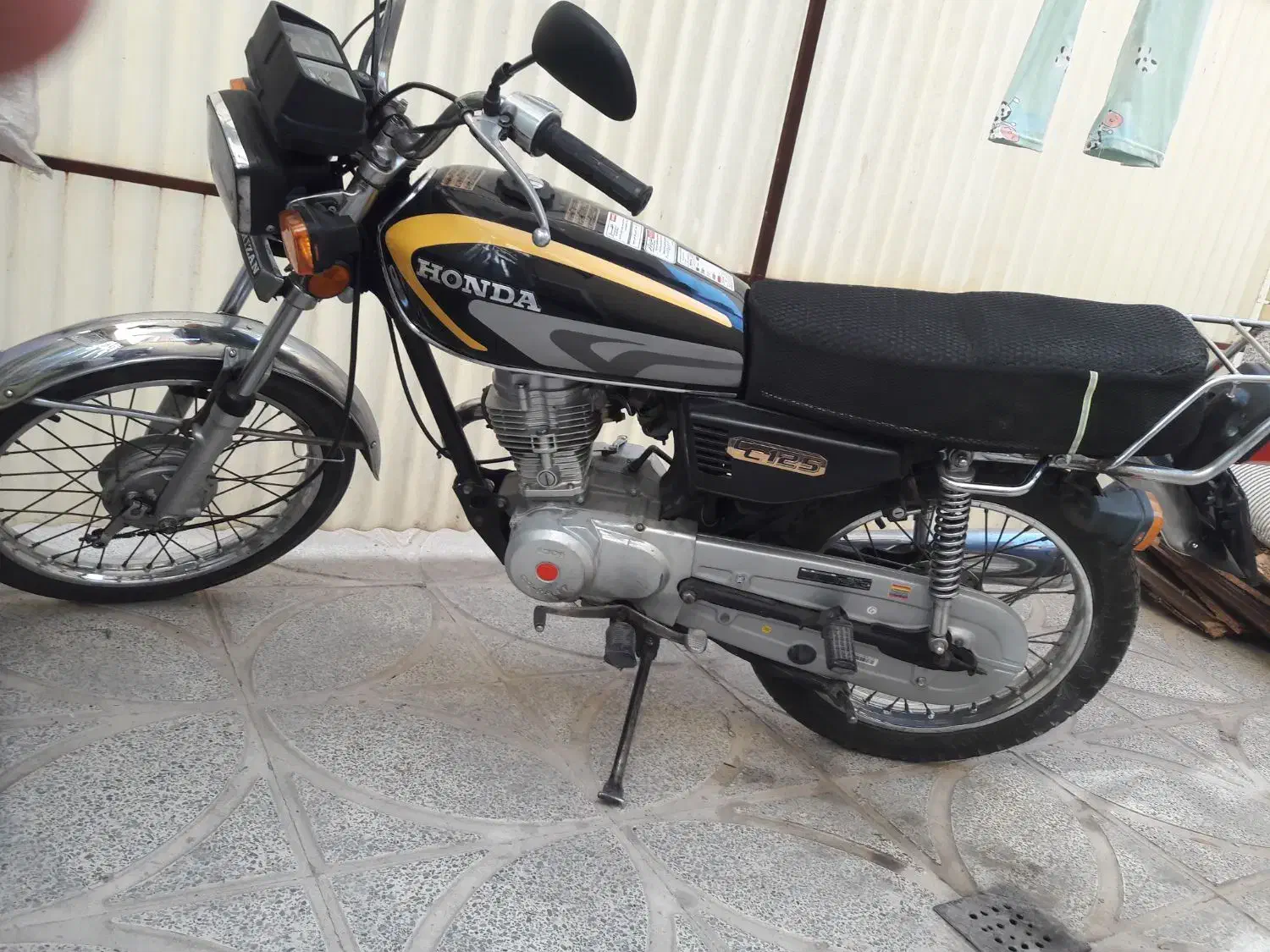 موتورسیکلت پارت۱۲۵ مدل۸۲باب|موتورسیکلت|اصفهان, گرکان|دیوار