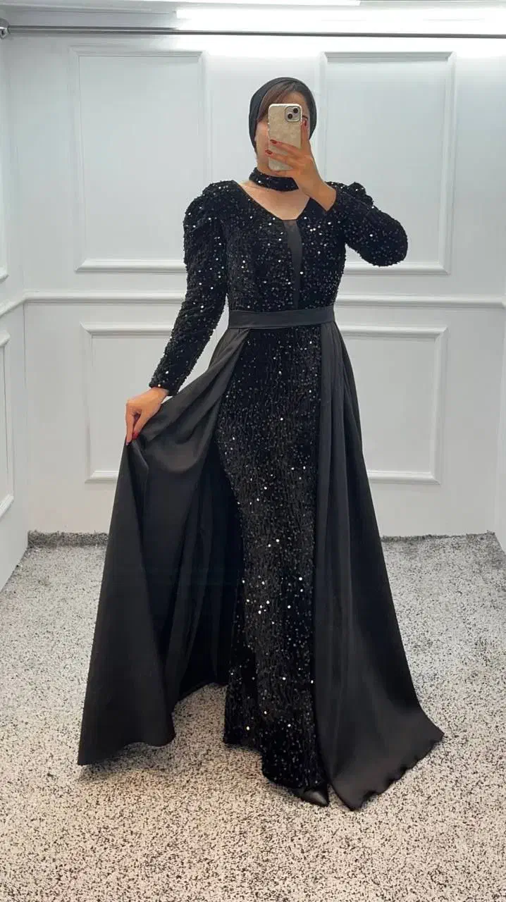 مجلسی اصفهان|لباس|اصفهان, آبشار|دیوار