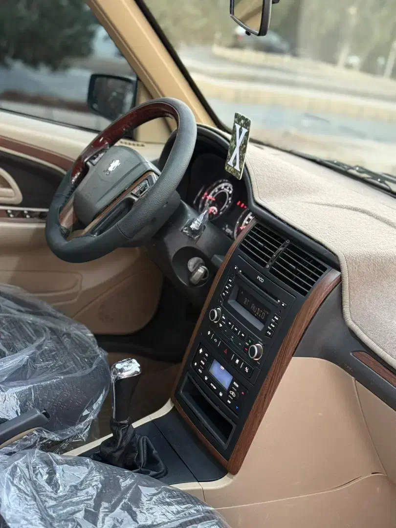 پارس تی یو فایو|خودرو سواری و وانت|اصفهان, توپخانه ارتش|دیوار