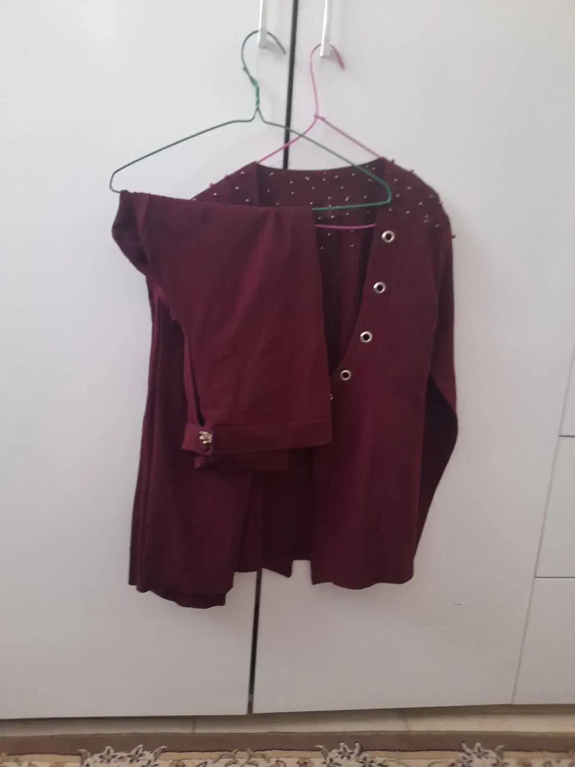 لباس مجلسی|لباس|کهک, |دیوار