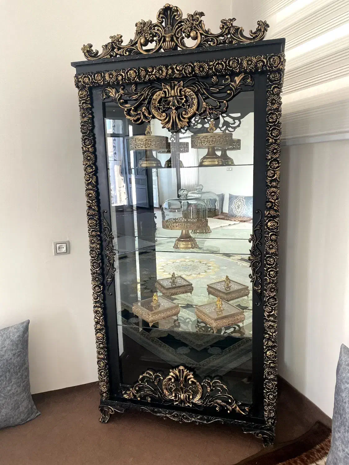 بوفه چوبی سلطنتی|بوفه، ویترین، کنسول|سلماس, |دیوار