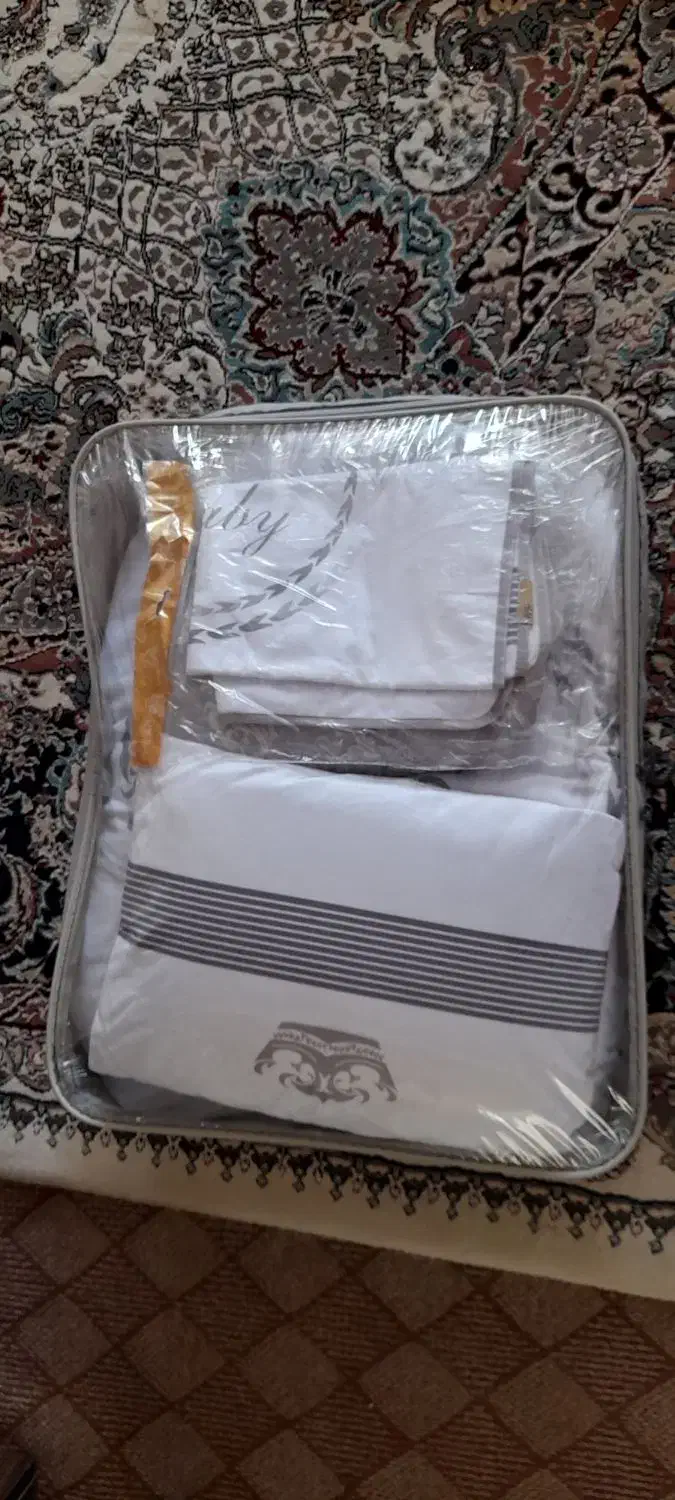 دو عدد سرویس خواب نونو و تمیز و سالم|اسباب و اثاث بچه|همدان, |دیوار