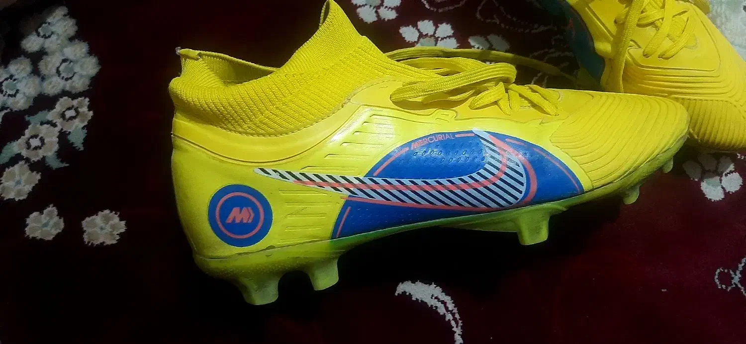 کفش ورزشی فوتبالی یاس تبریز|کیف، کفش، کمربند|اصفهان, گرکان|دیوار