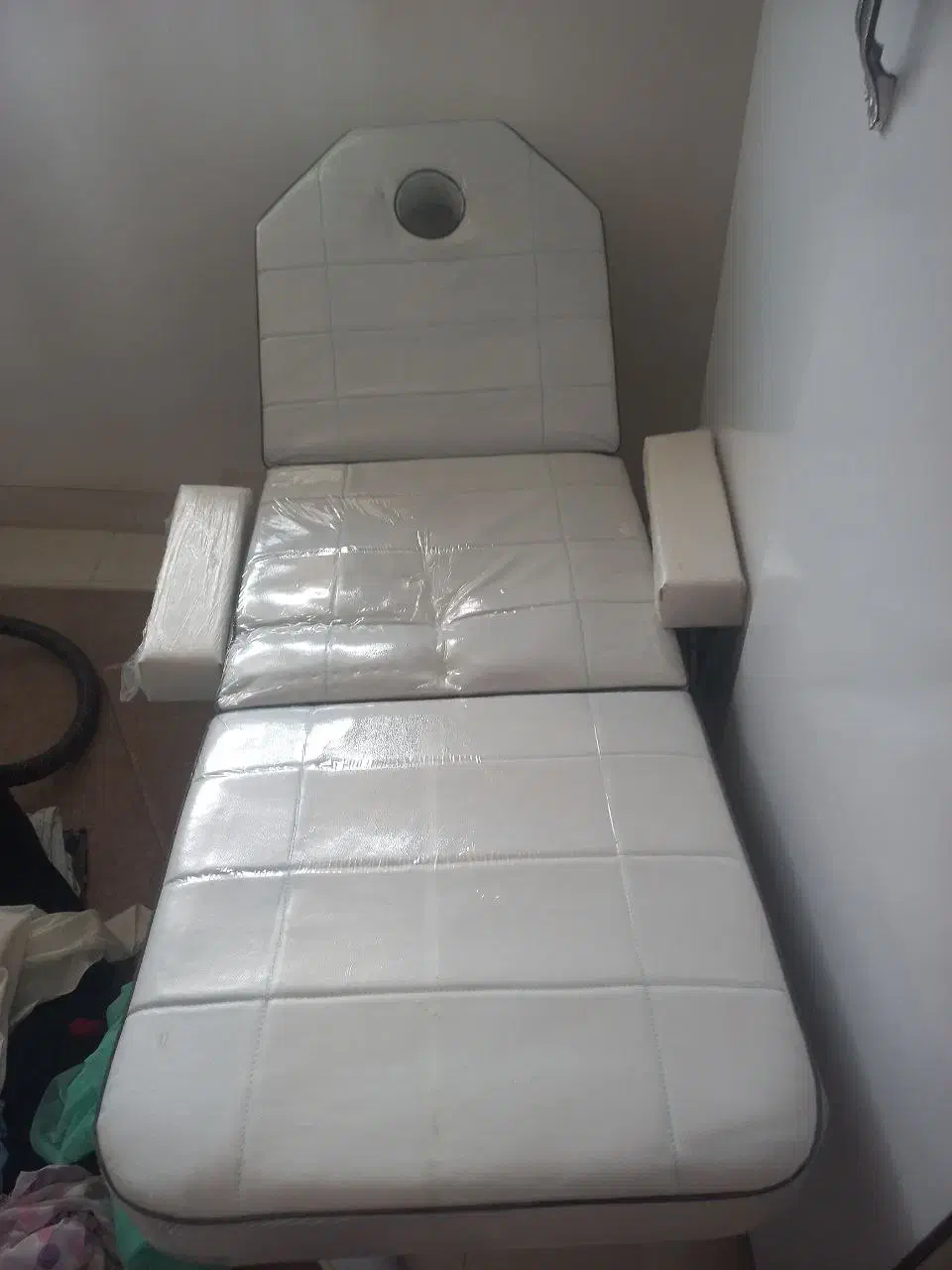 تخت تاشو مخصوص آرایشگاه|آرایشگاه و سالنهای زیبایی|بانه, |دیوار