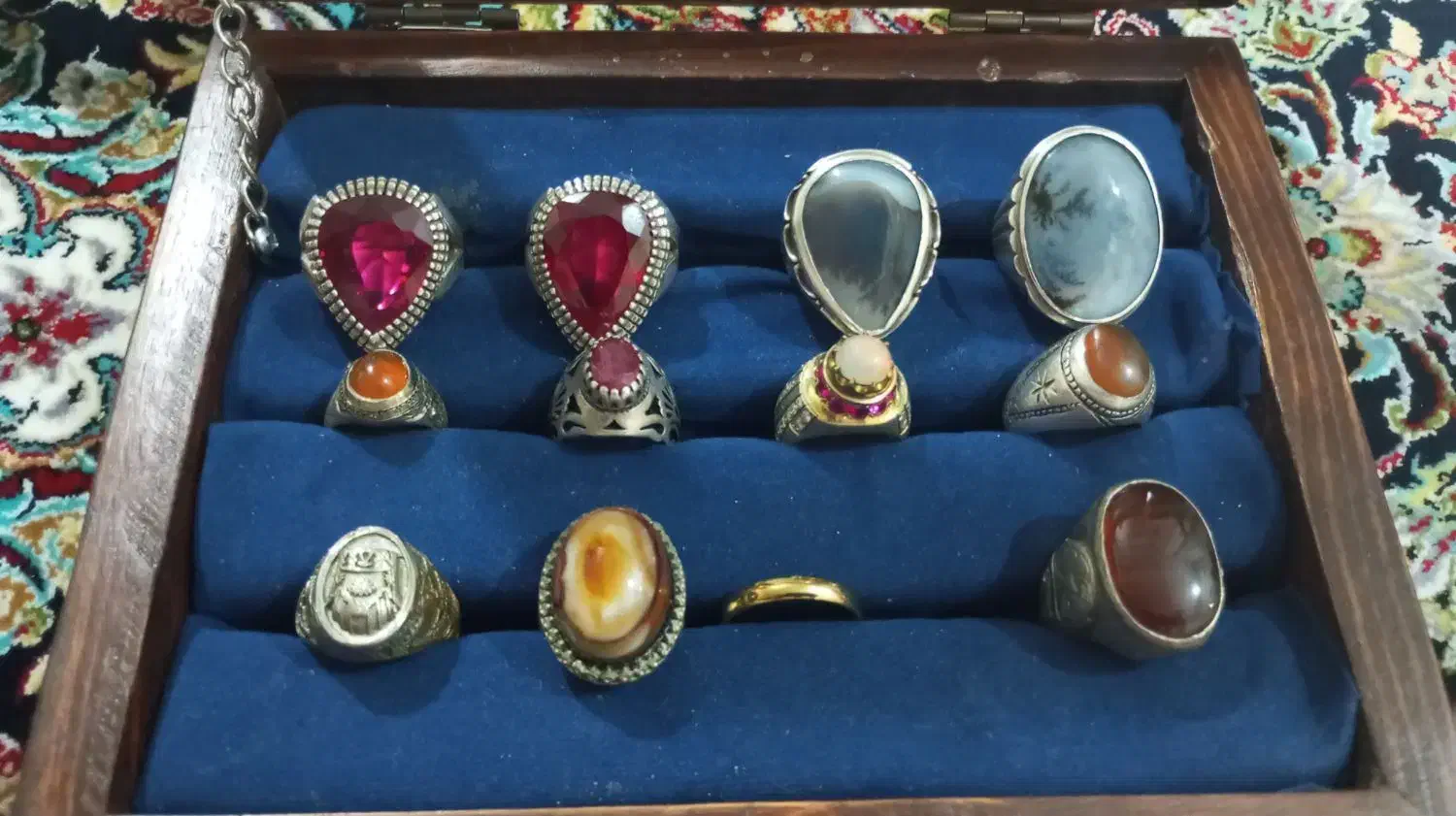 تعدادی انگشتر نقره شجر یاقوت اوپال سنگین وزن|جواهرات|اصفهان, کساره|دیوار