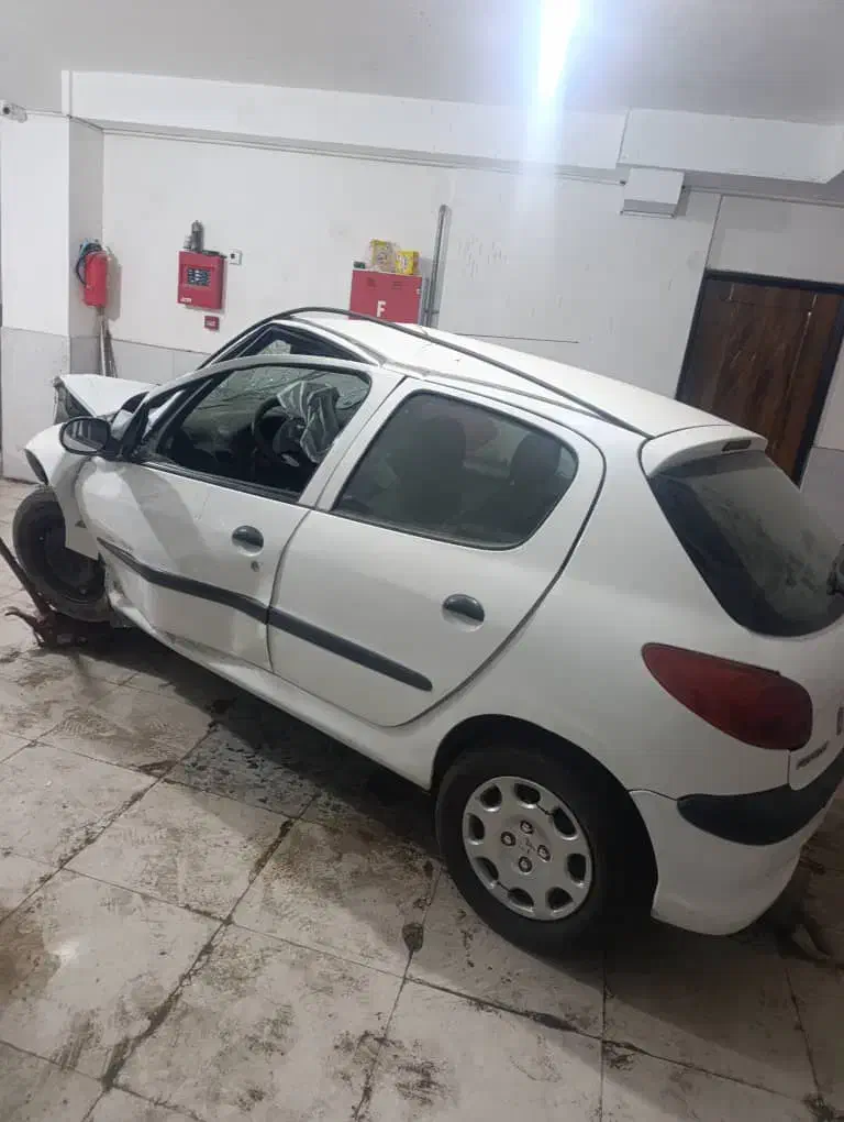 ۲۰۶تصادفی تیپ ۳|خودرو سواری و وانت|پارس‌آباد, |دیوار