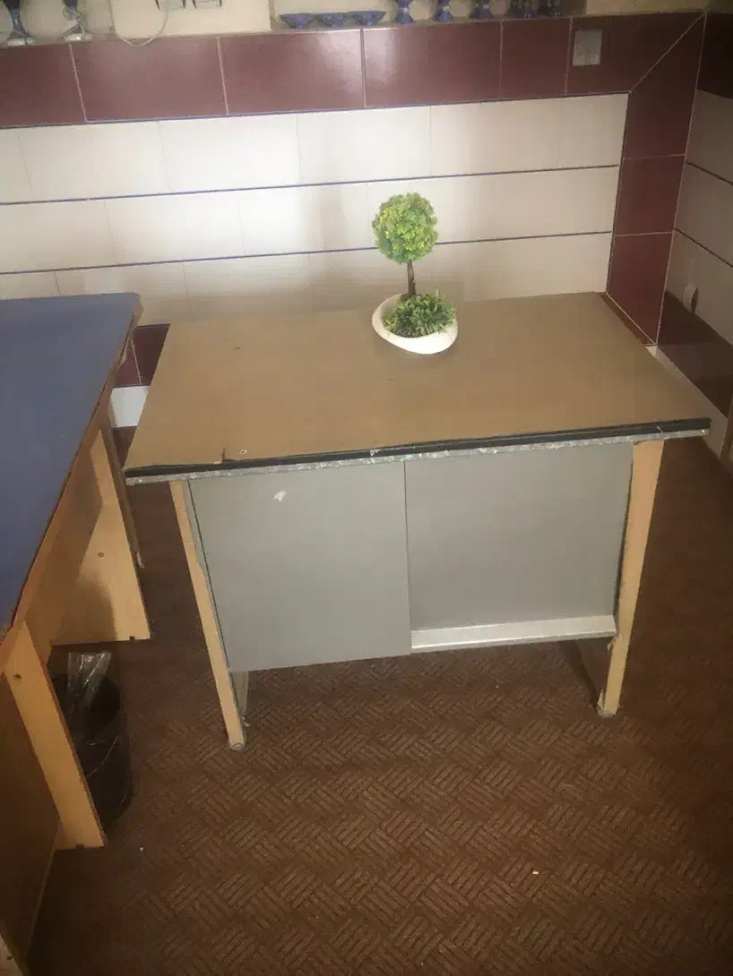 میز تحریر|میز تحریر و کامپیوتر|خمینیشهر, |دیوار