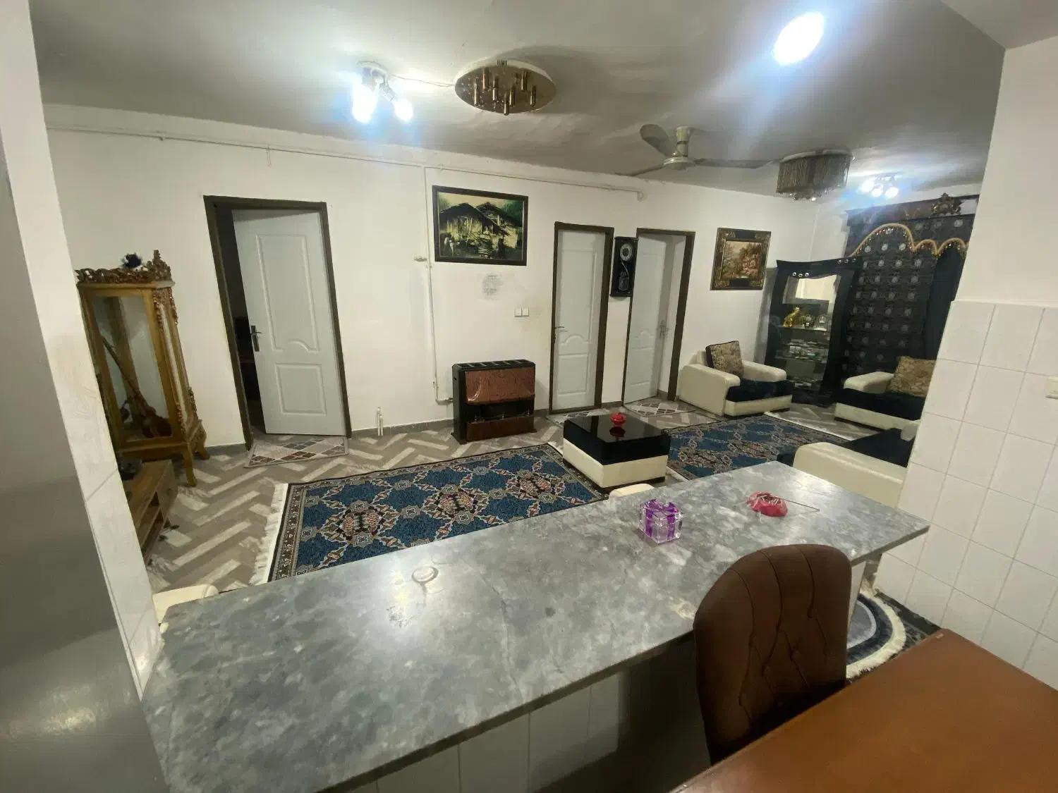 واحد دوخواب باپارکینگ خانواده و دانشجو|اجارهٔ کوتاهمدت آپارتمان و سوئیت|رشت, فرزانه|دیوار