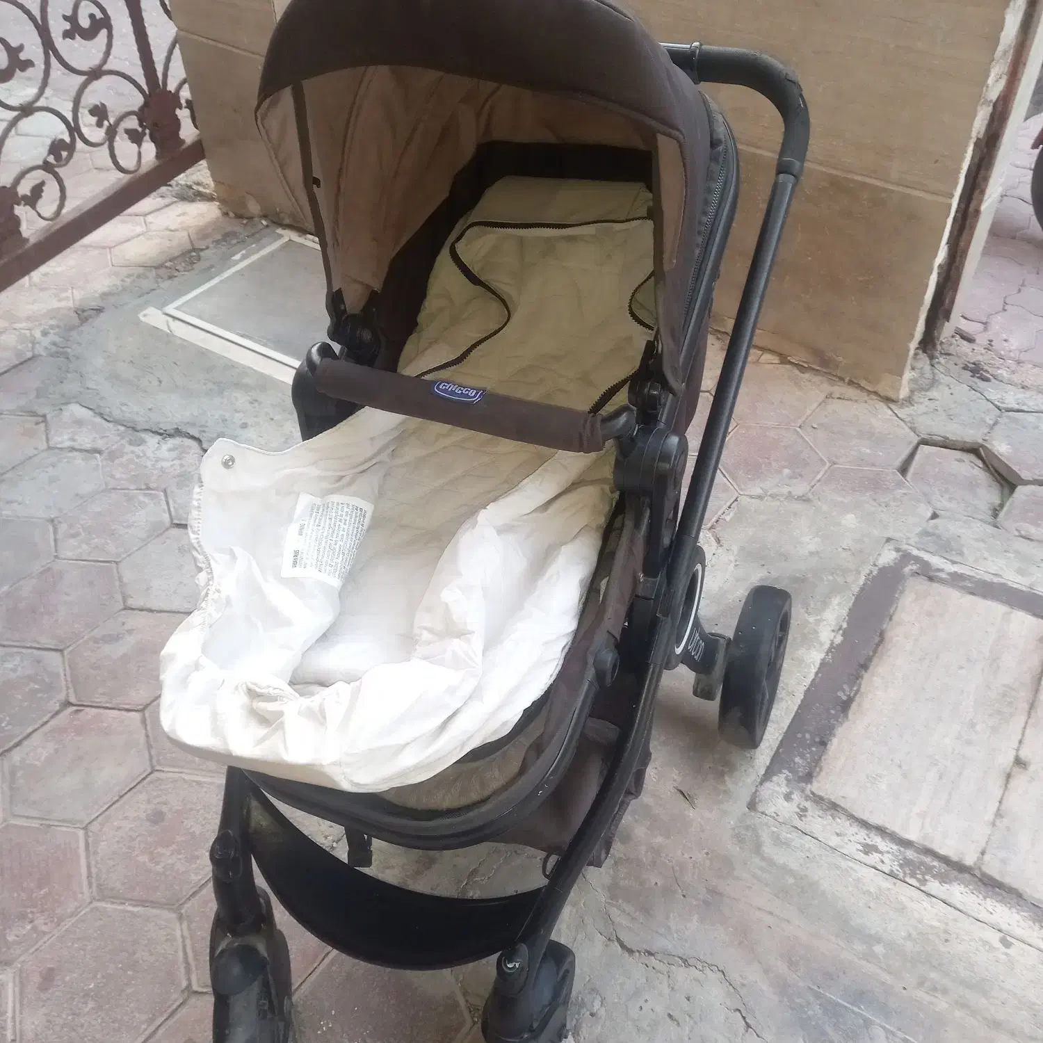 کالسکه خارجی  Chicco|کالسکه و لوازم جانبی|کیش, |دیوار