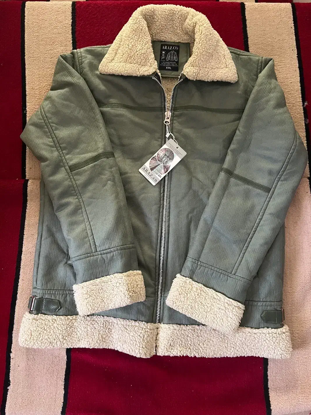 کت بوفالو|لباس|قرچک, باقرآباد|دیوار