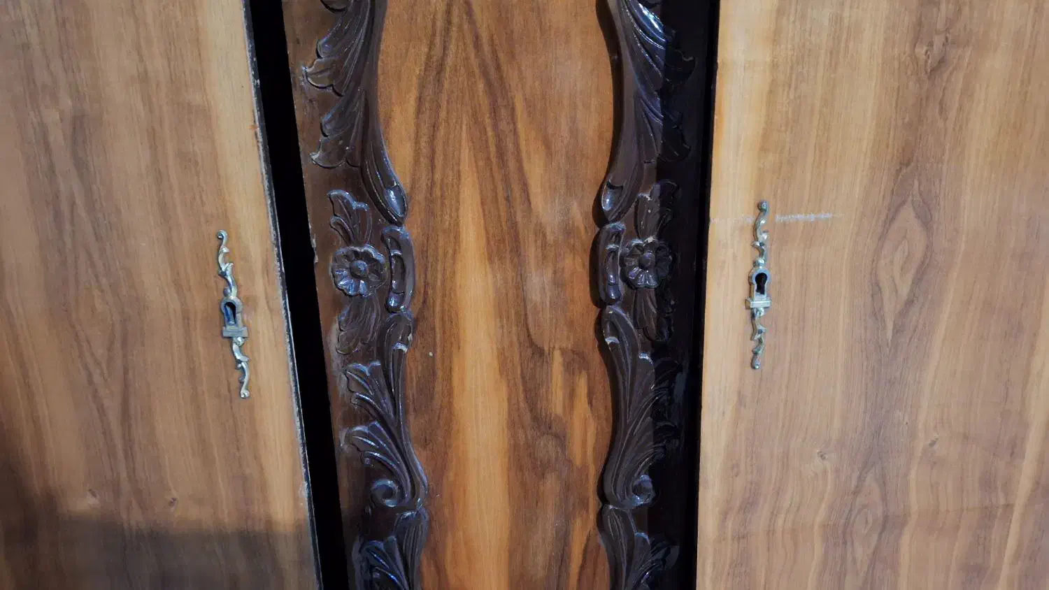 کمد دیواری و پایتختی قدیمی|جاکفشی، کمد، دراور|تبریز, |دیوار