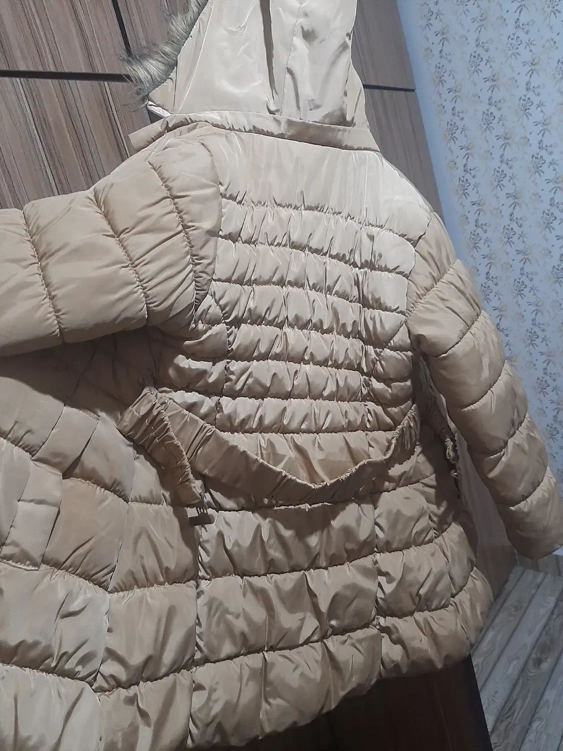 کاپشن سایز ۴۰   ۴۲|لباس|رشت, معلم|دیوار