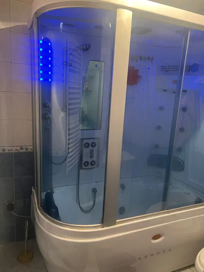 جکوزی کابین دار در حد|لوازم حمام|تبریز, |دیوار